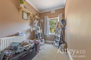 bedroom3- click for photo gallery